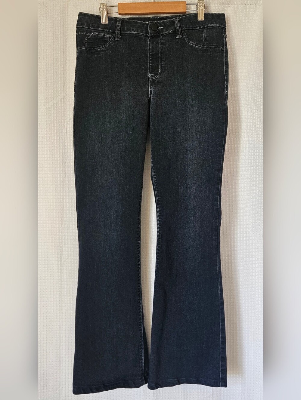 Laurie Felt Women's Jeans Sz M Silky Denim Bootcut Jeans